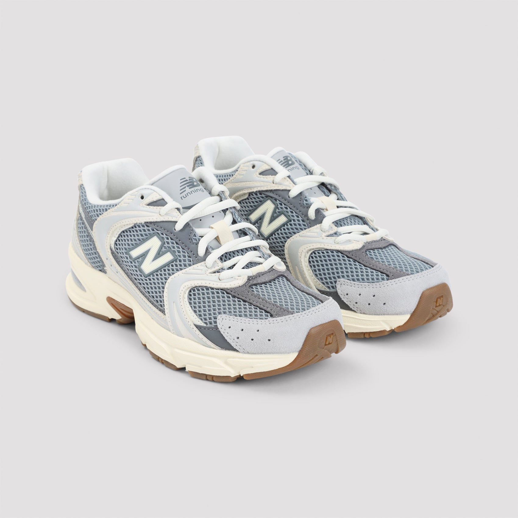 530 Sneakers