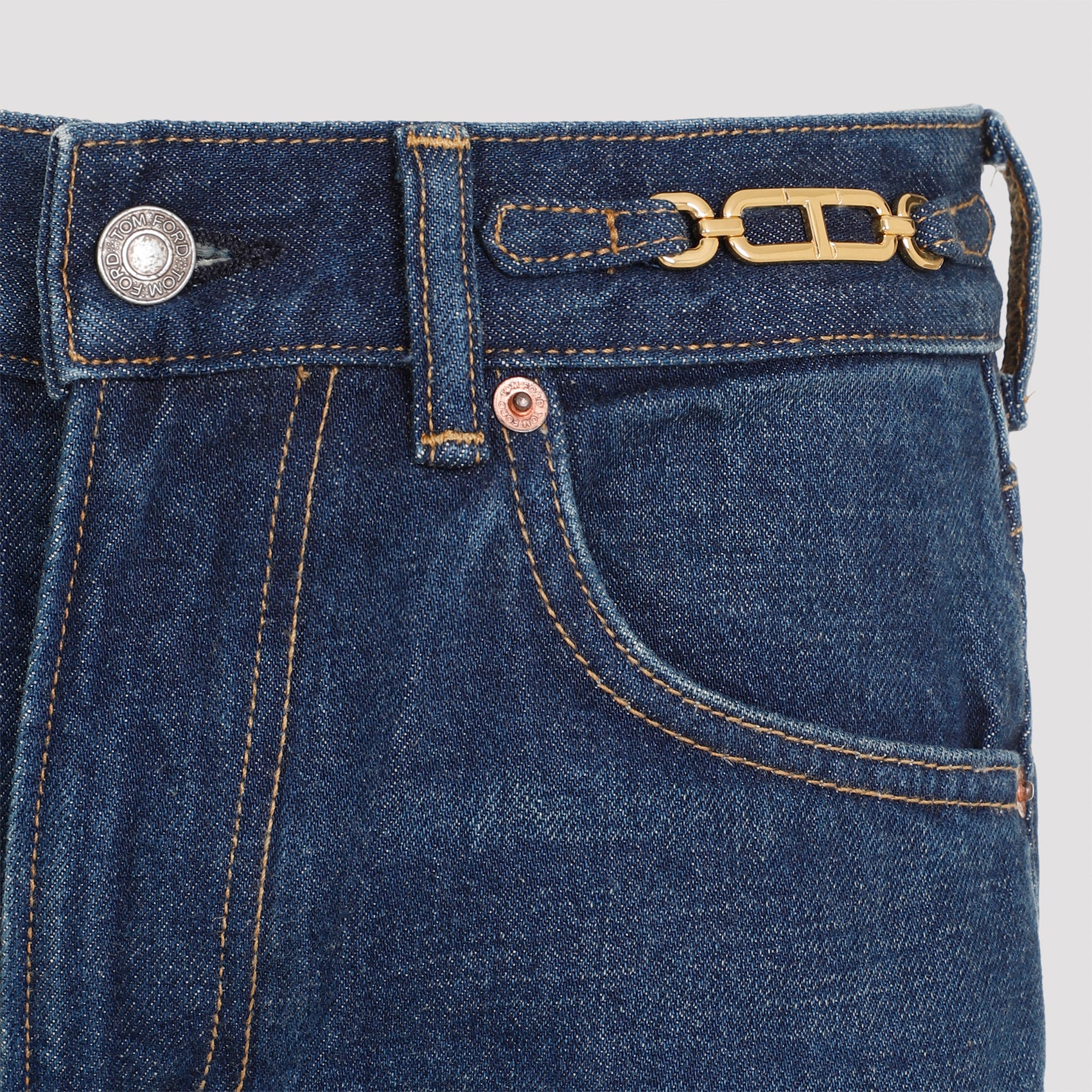 Straight Jeans