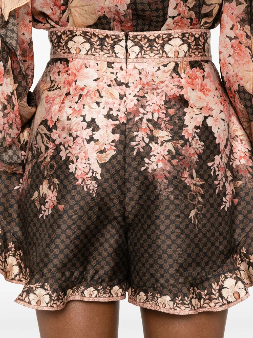 ILLUMINATE FLUTTER SILK BLEND SHORTS