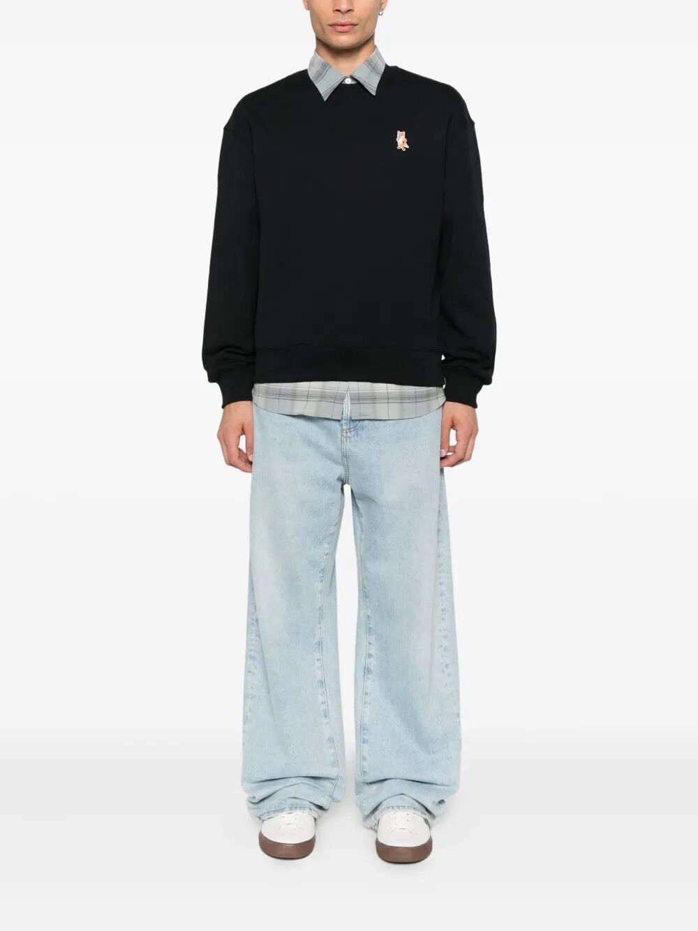 STANDING FOX COMFORT FIT FLEECE SWEATSHIRT
