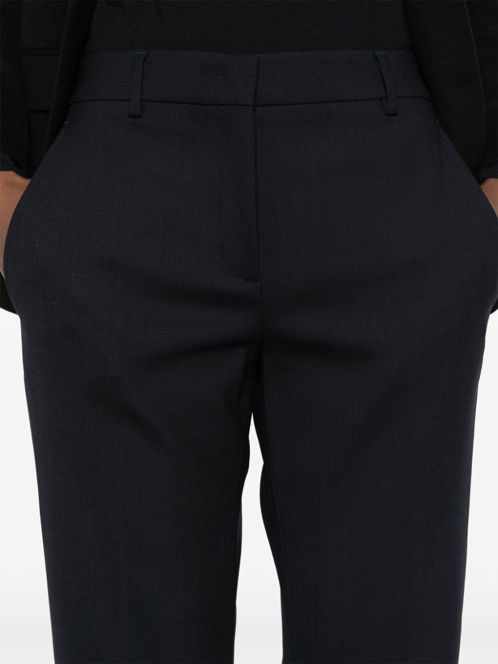 PANTALONI AFFUSOLATI IN LANA