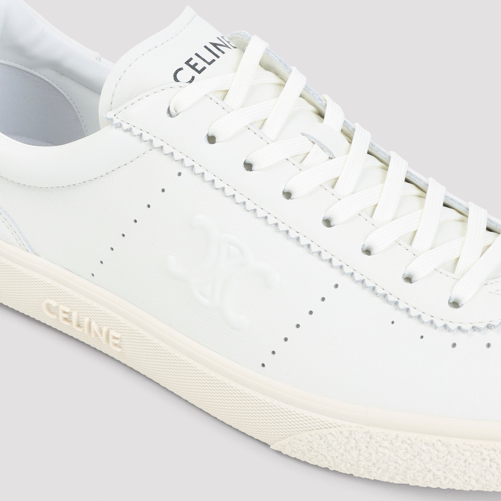 Low Lace-up Sneakers With Triomphe