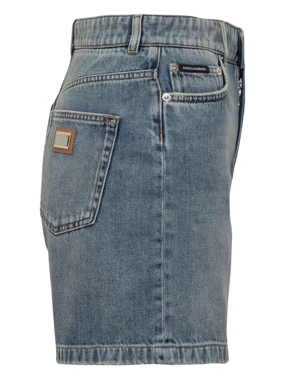 THIGH-LENGTH DENIM SHORTS