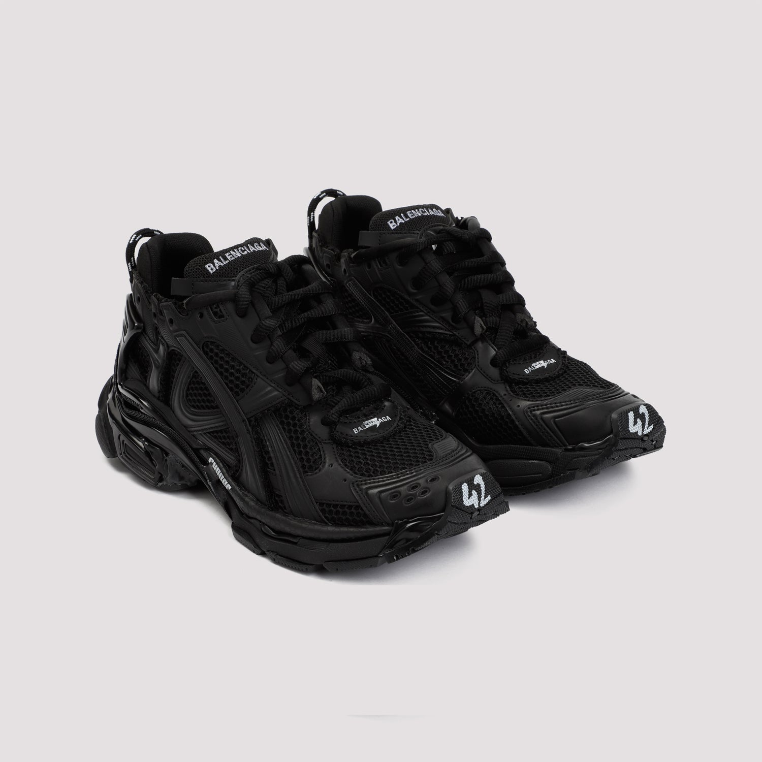 Runner Sneakers