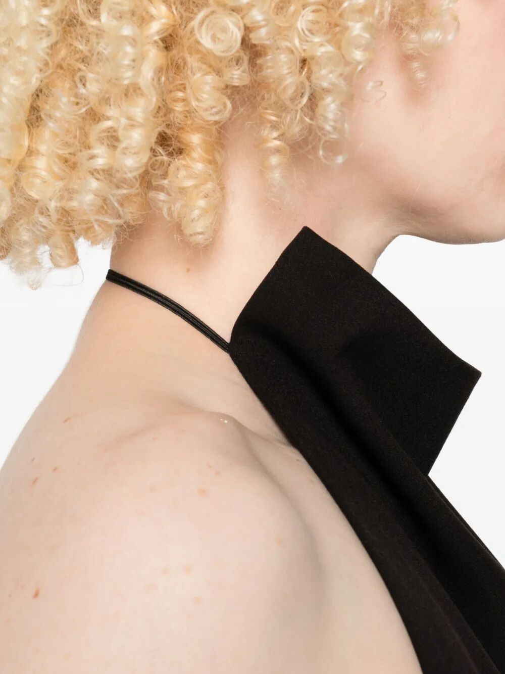 BACKLESS TOP