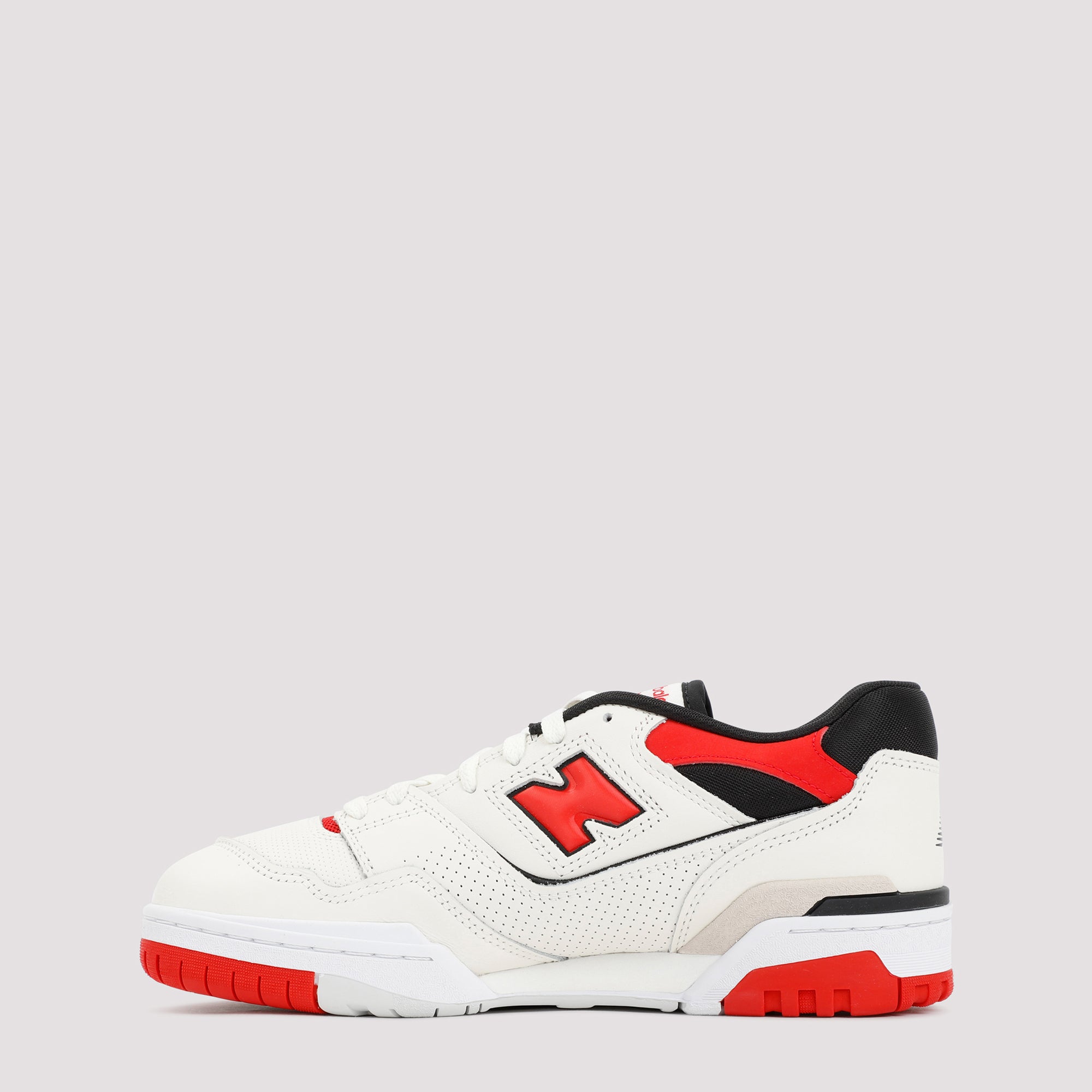 550 Premium Leather Sneakers