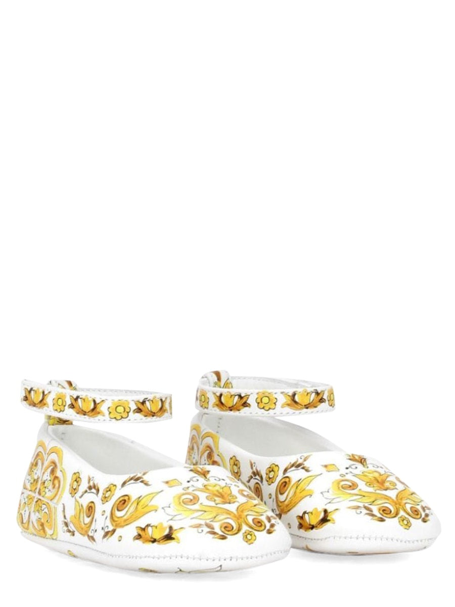 ball. with tassel strap stam azulejos yellow