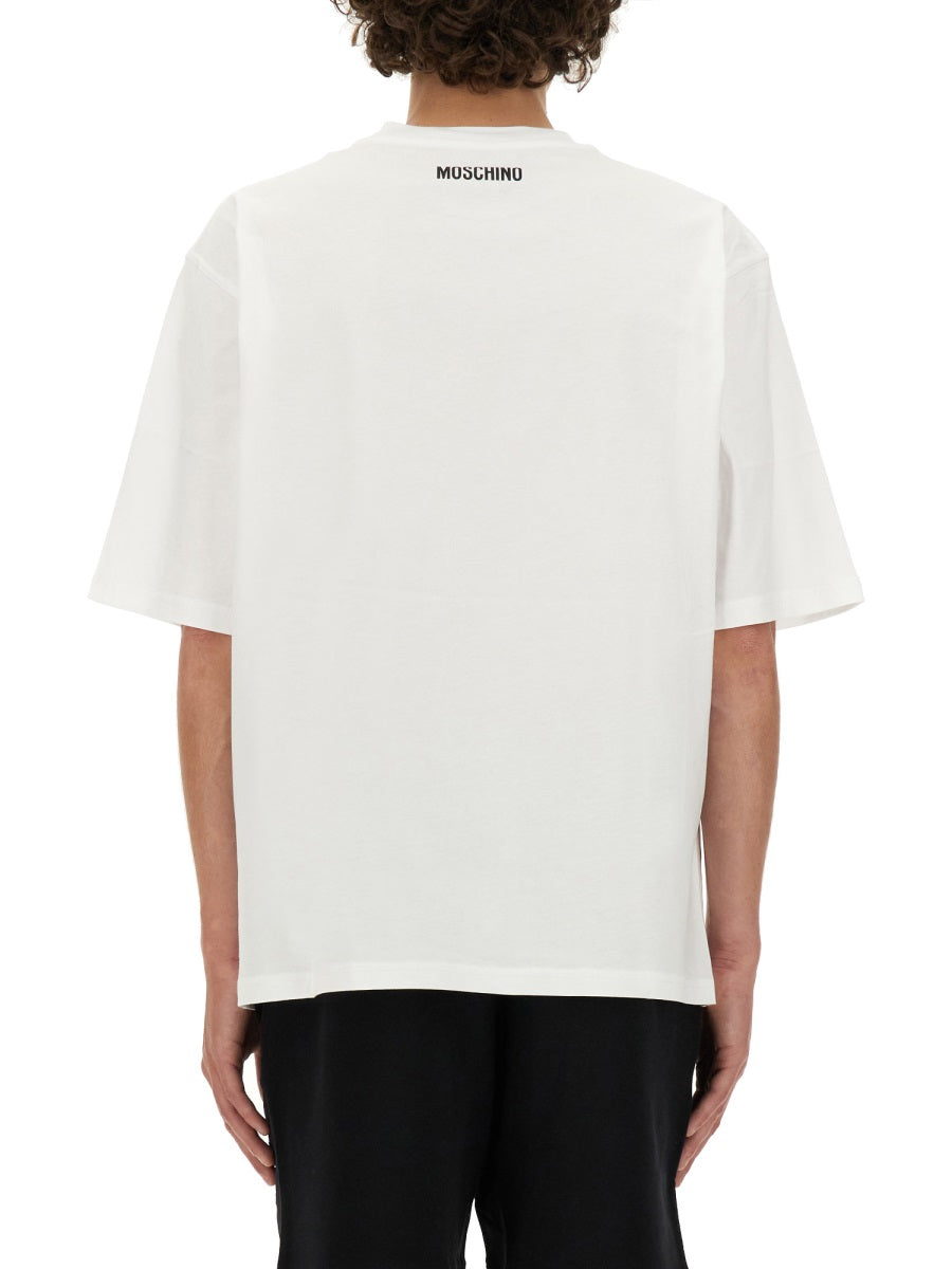 T-SHIRT WITH LOGO