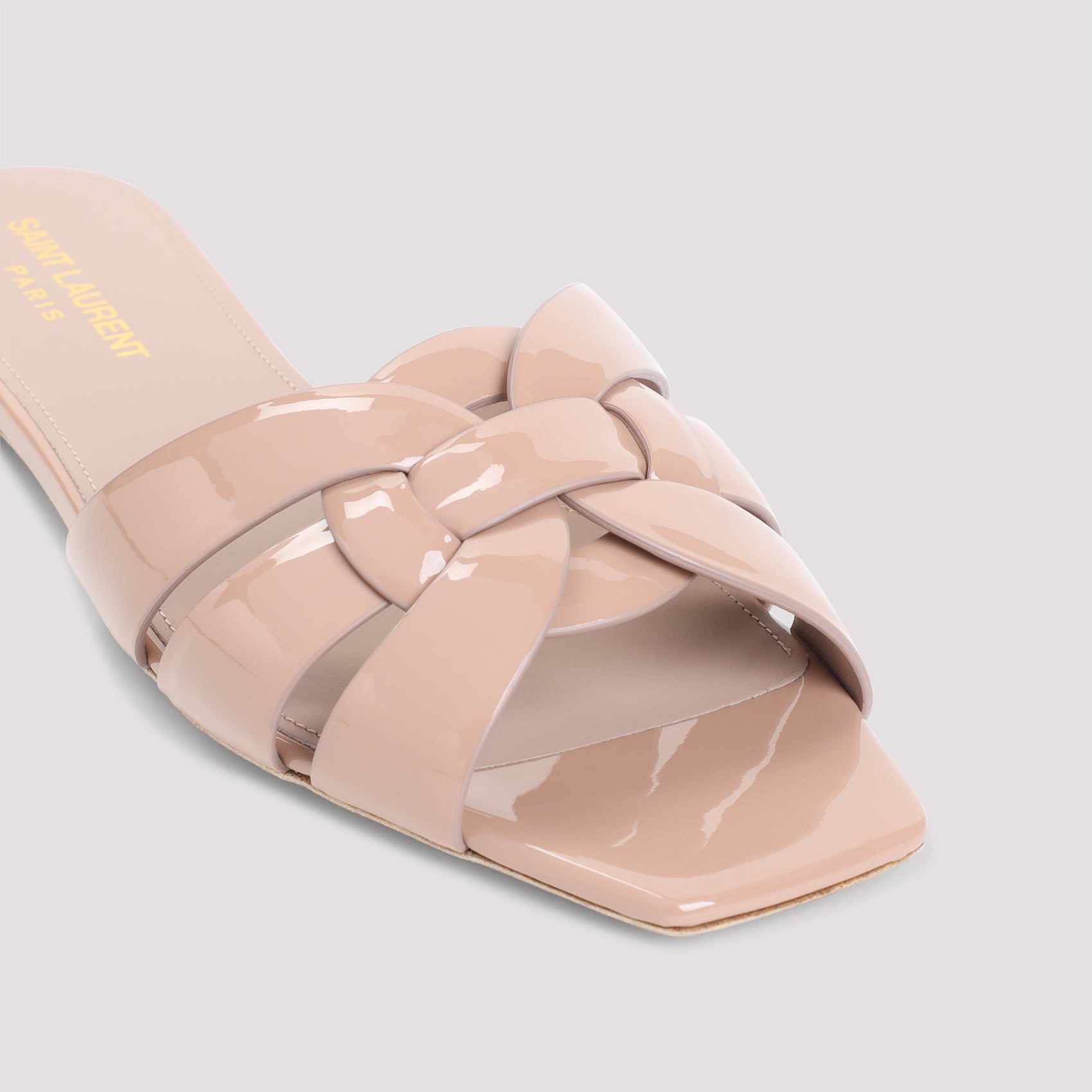 Tribute 05 Sandals