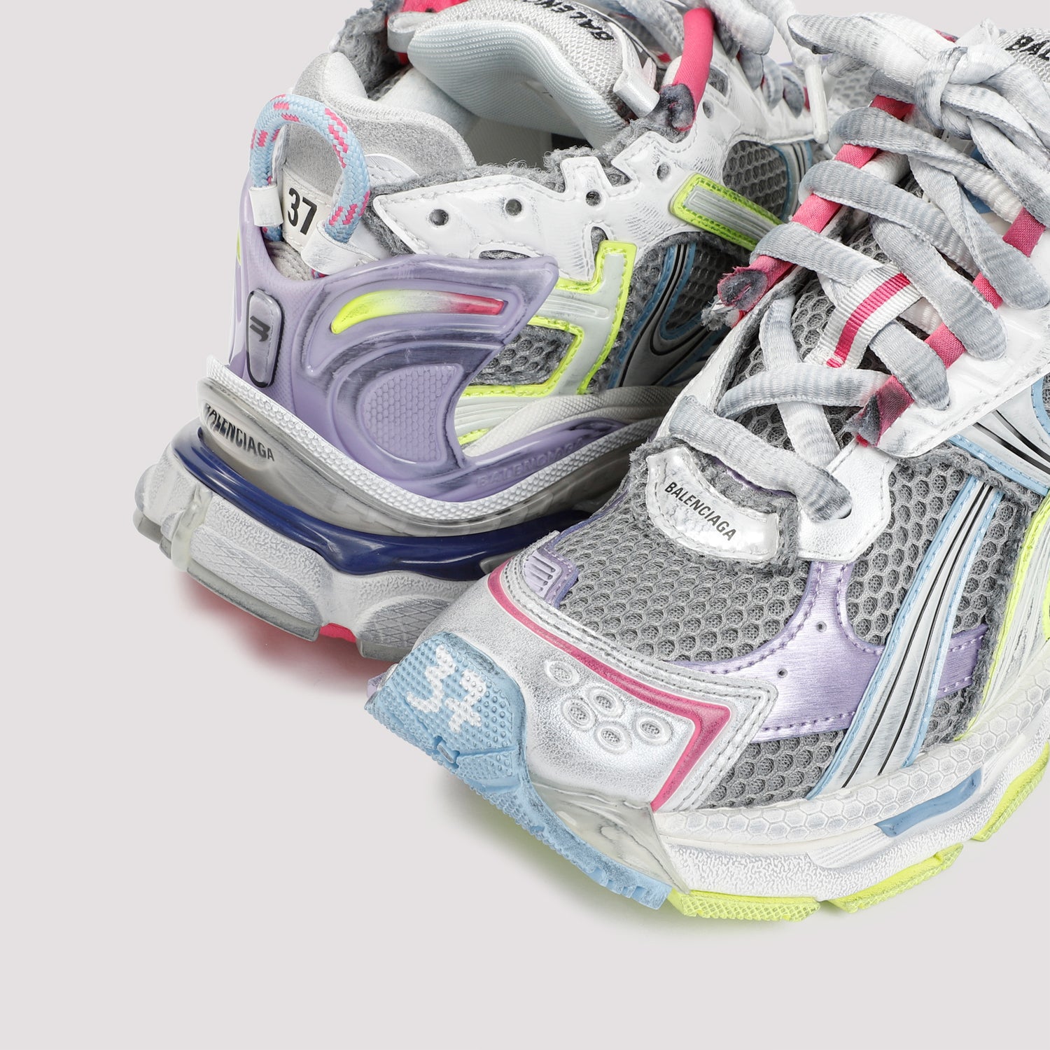 Runner Sneakers