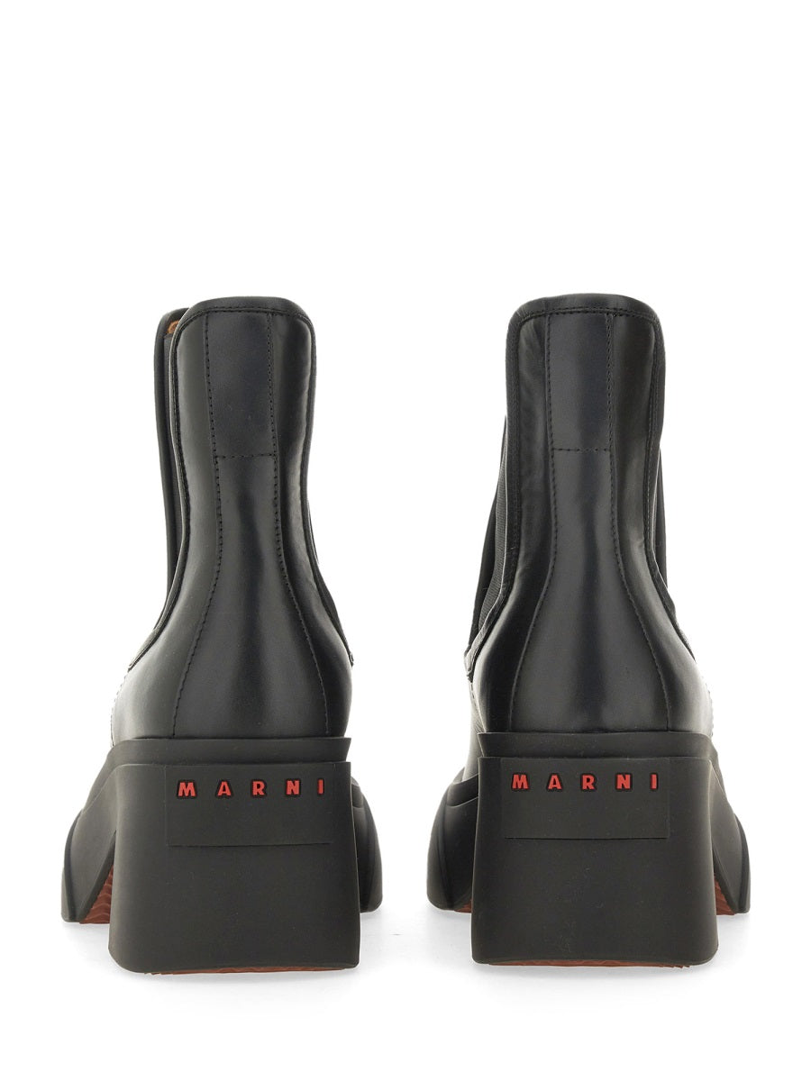 LEATHER BOOT
