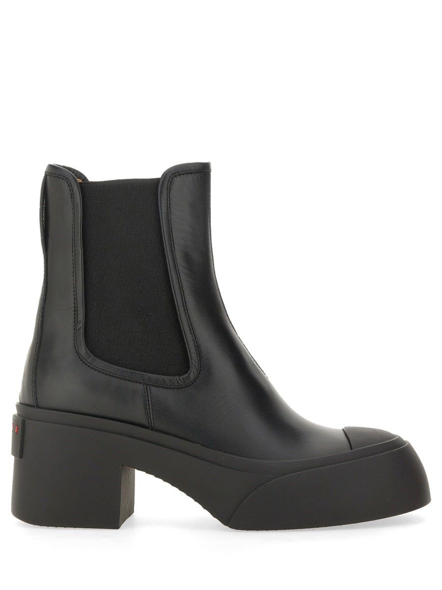 LEATHER BOOT
