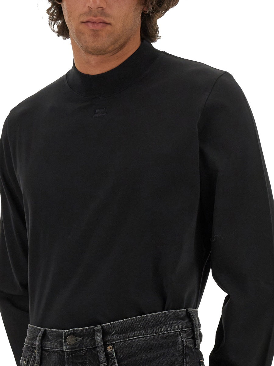 T-SHIRT WITH LOGO