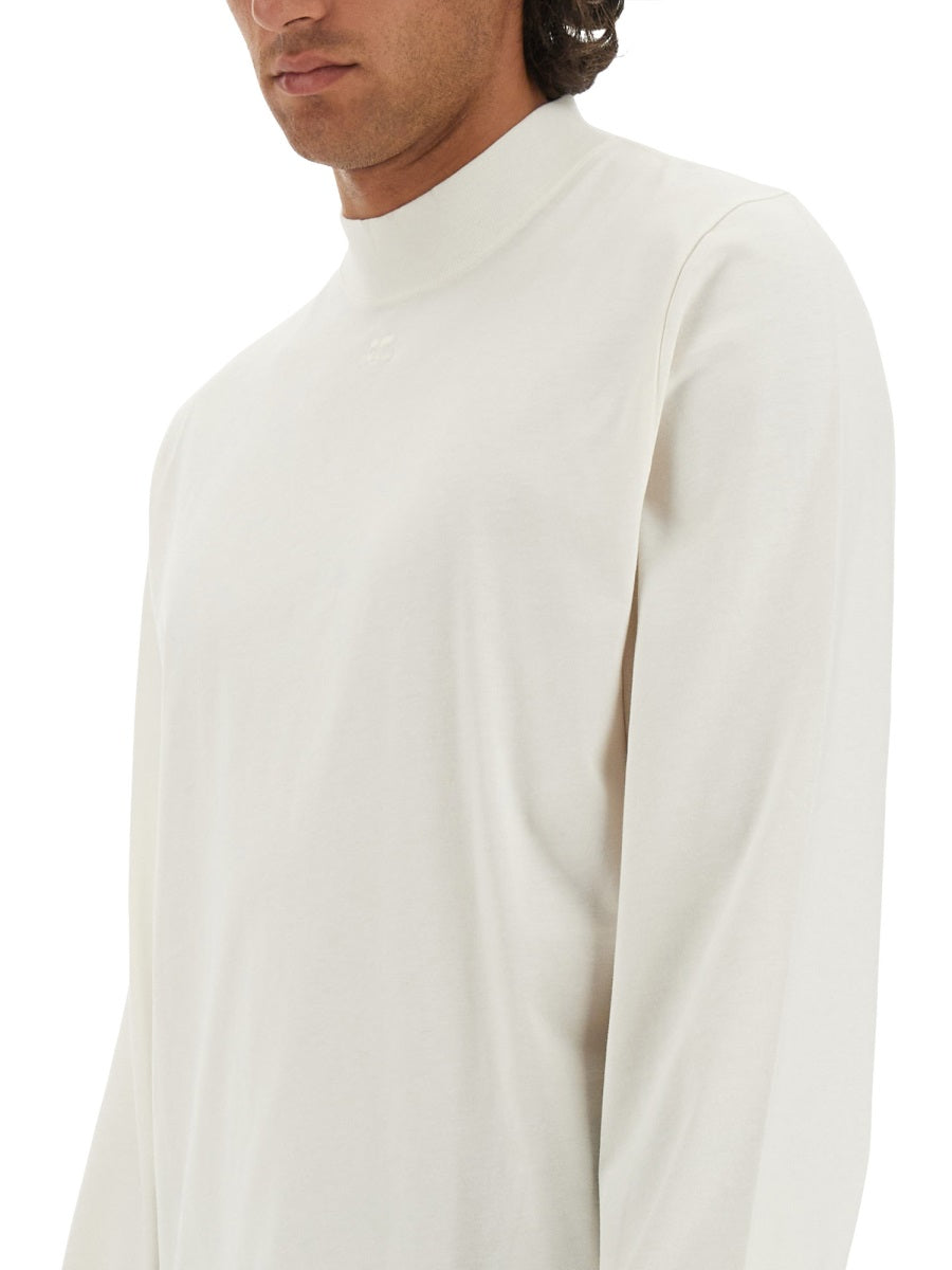 T-SHIRT WITH LOGO