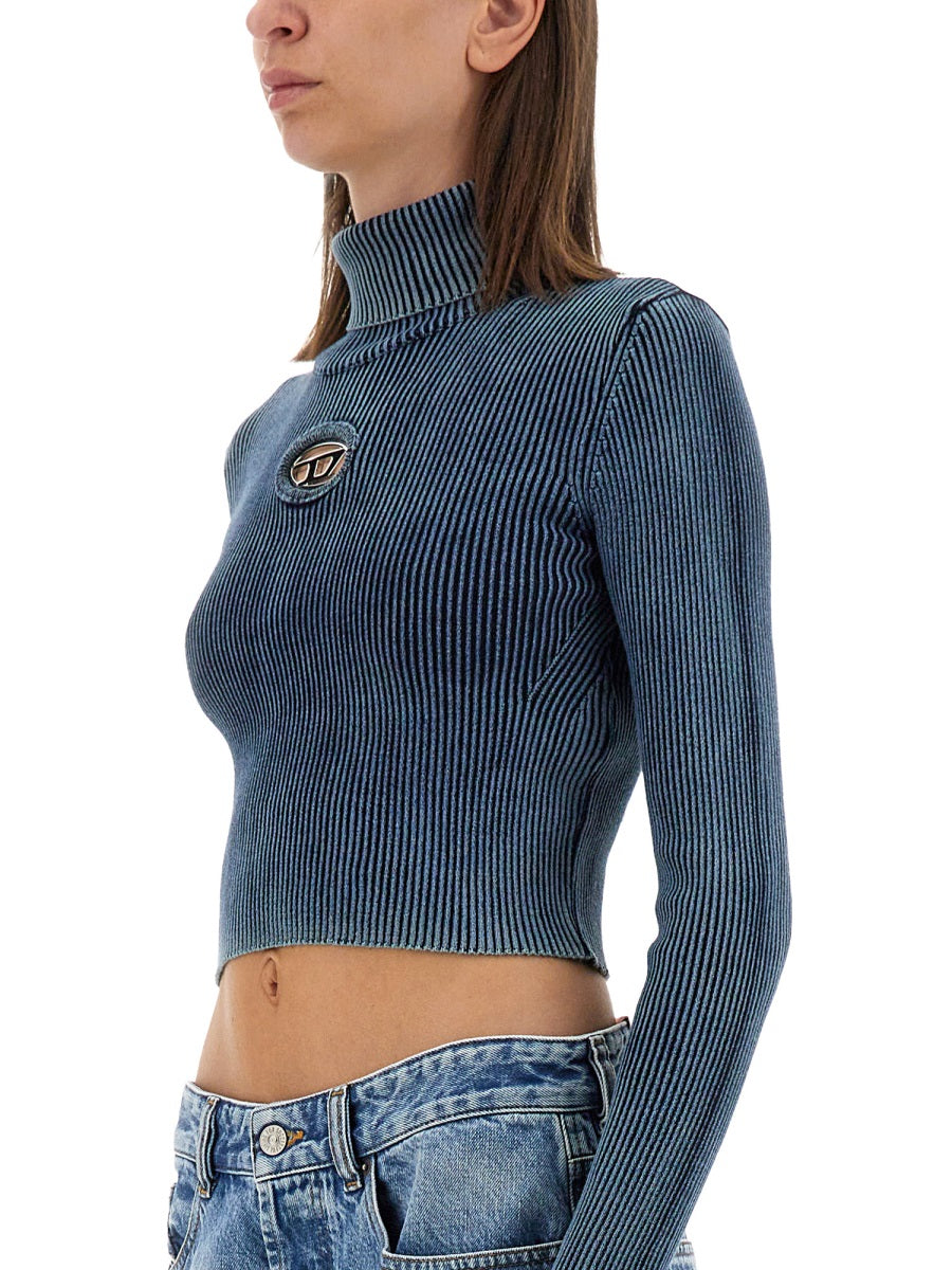 TOPS WITH LOGO