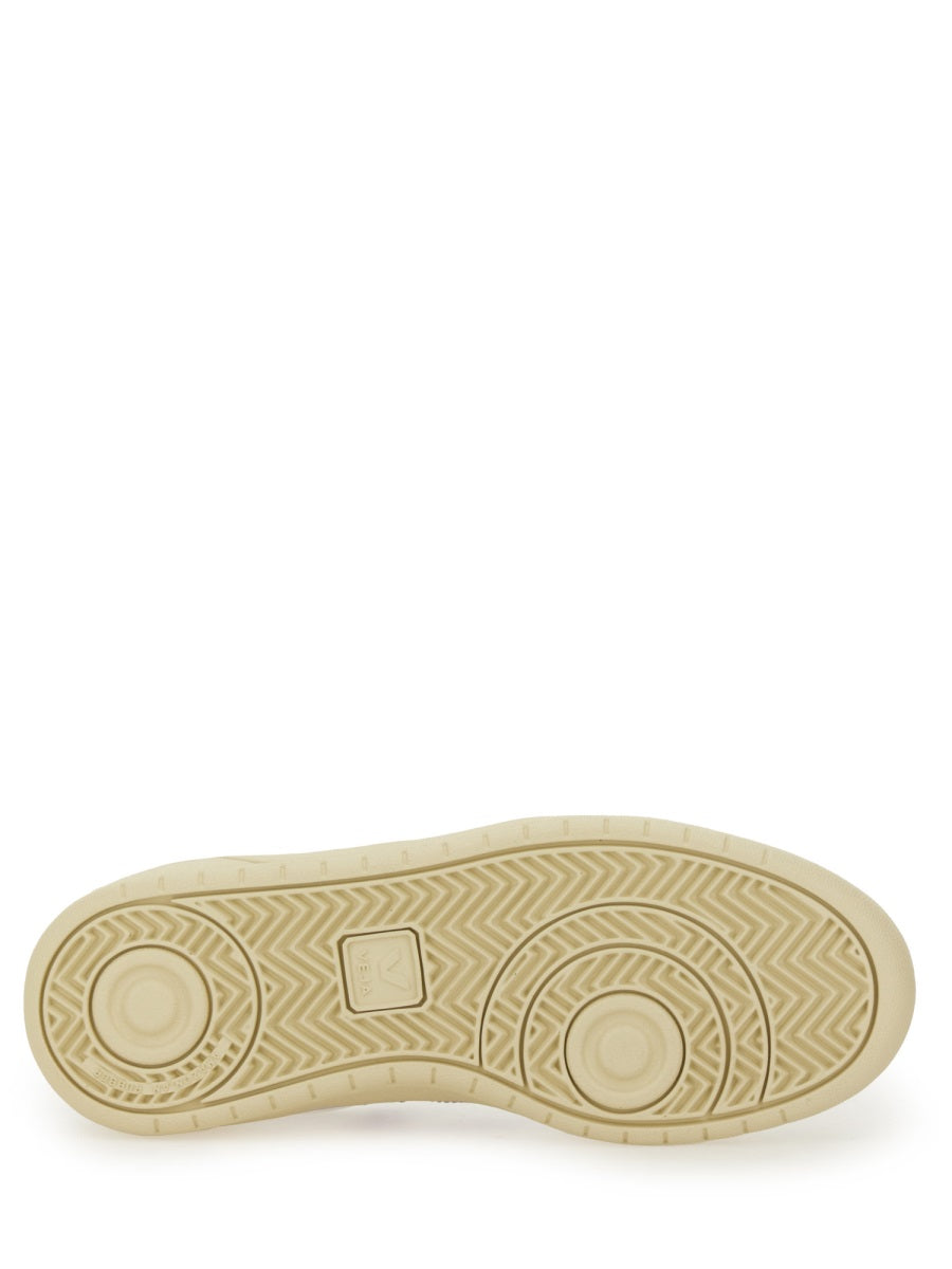 SNEAKER "V-12"