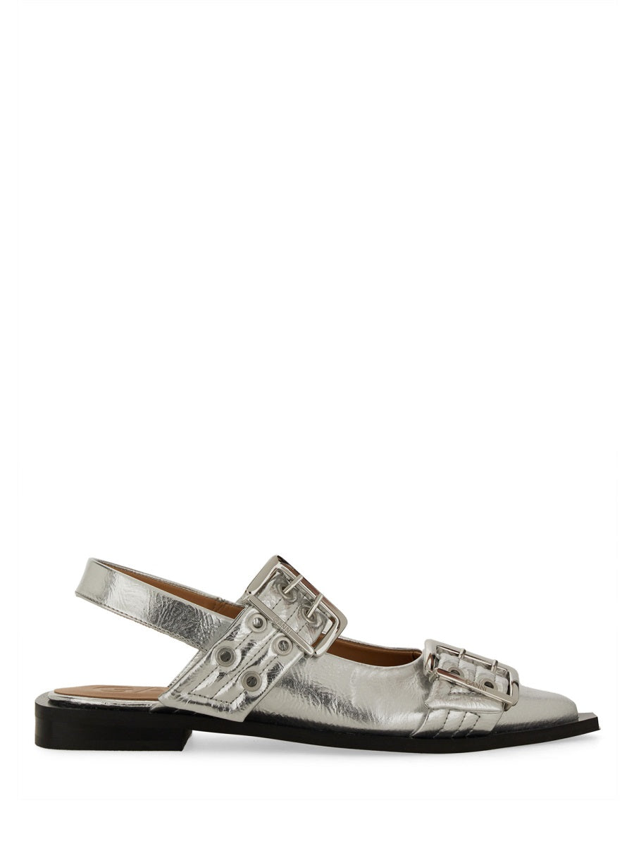 BALLERINA WITH BUCKLE