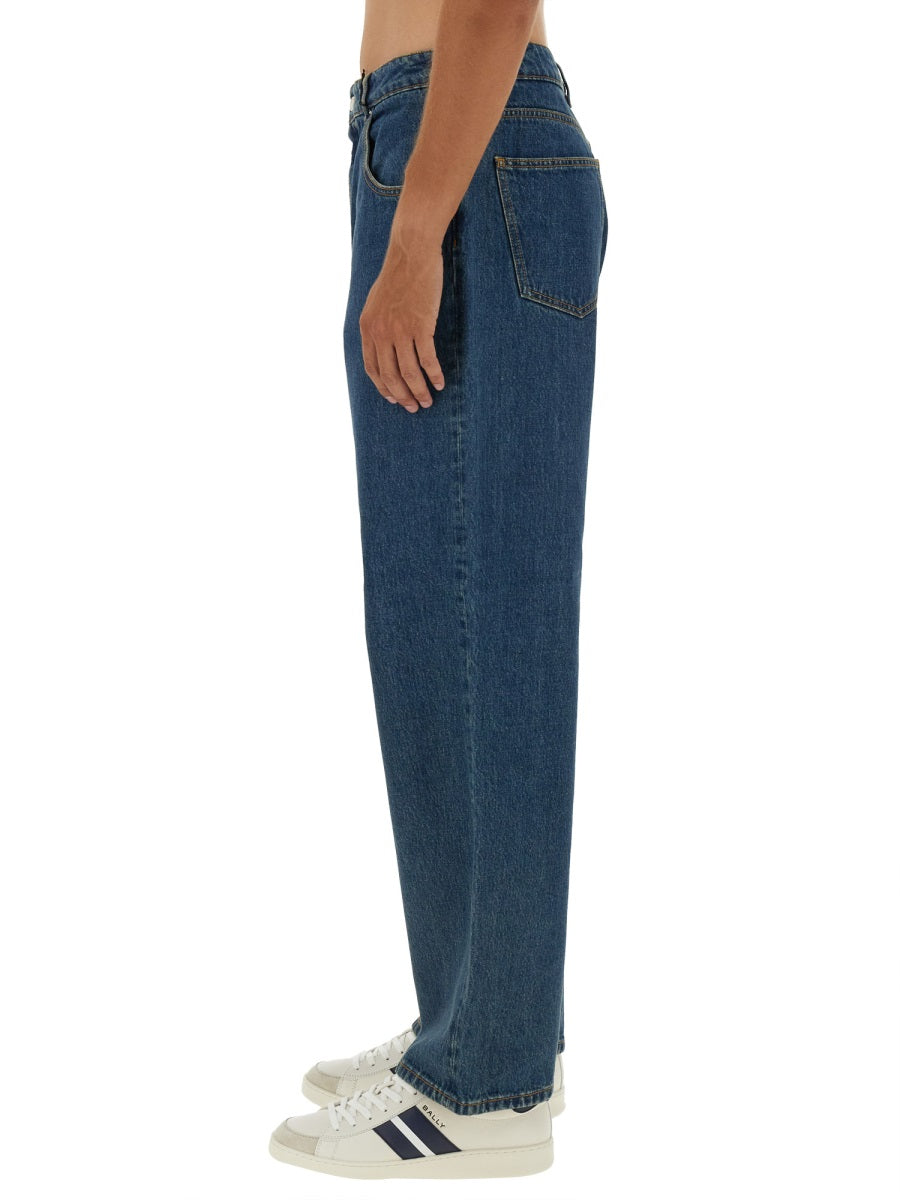BAGGY FIT JEANS