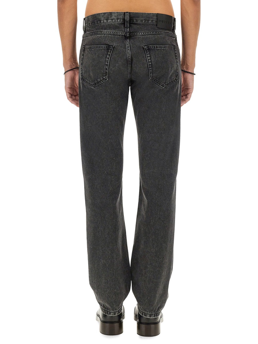 JEANS IN DENIM