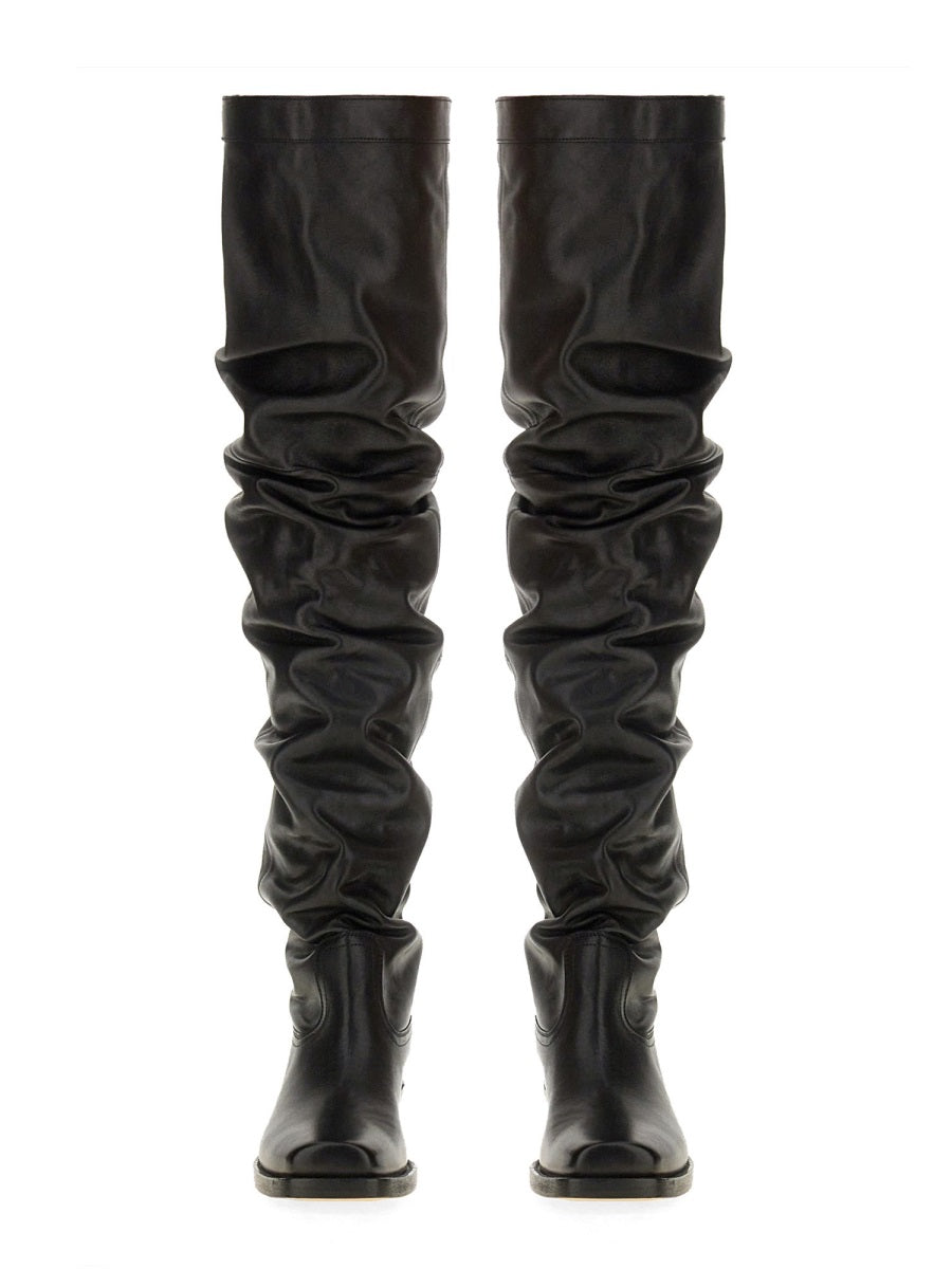 BOOT "LOVED ONES"