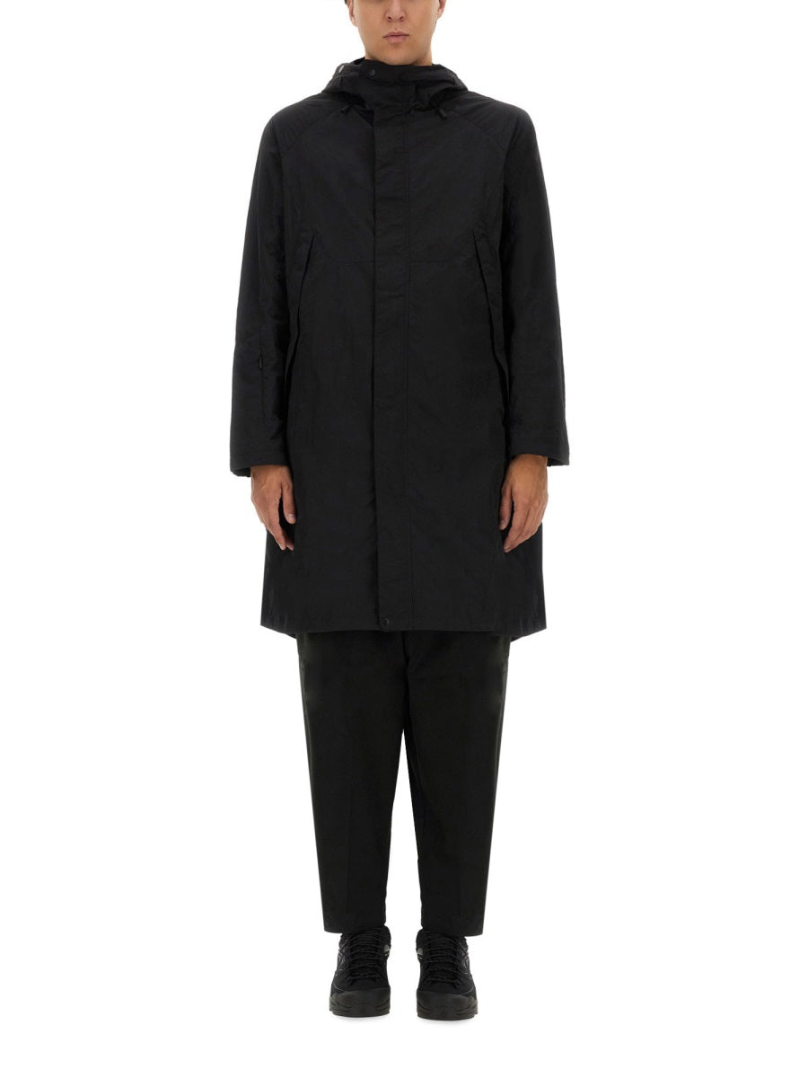 NYLON PARKA.