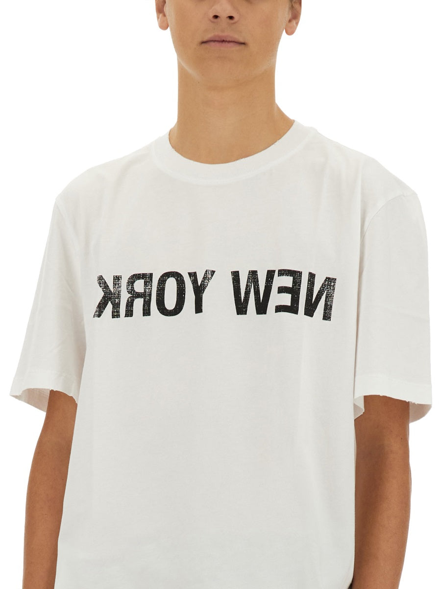 T-SHIRT WITH LOGO