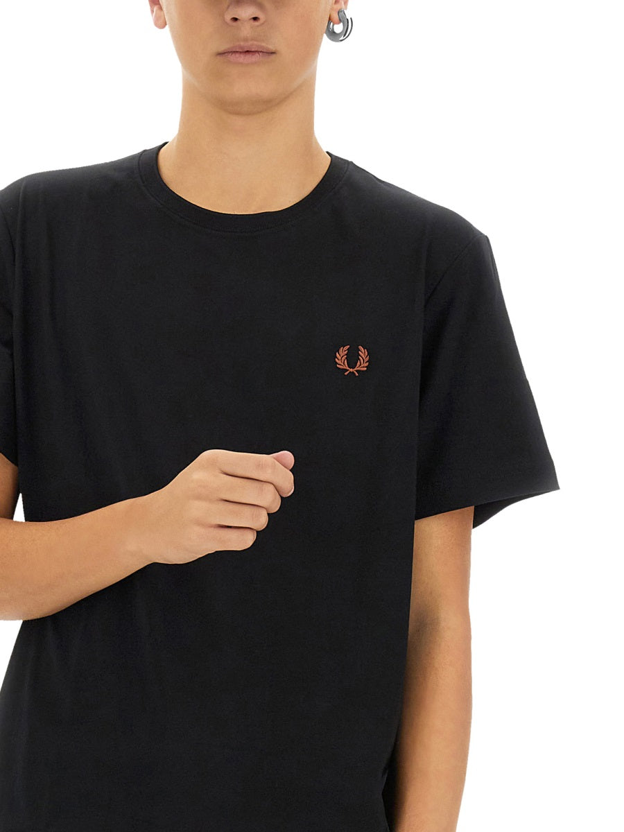 T-SHIRT WITH LOGO