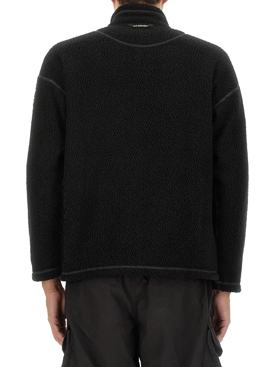 PILE SWEATSHIRT.