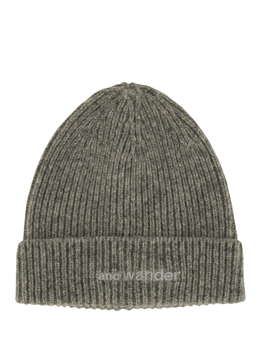 BEANIE HAT WITH LOGO