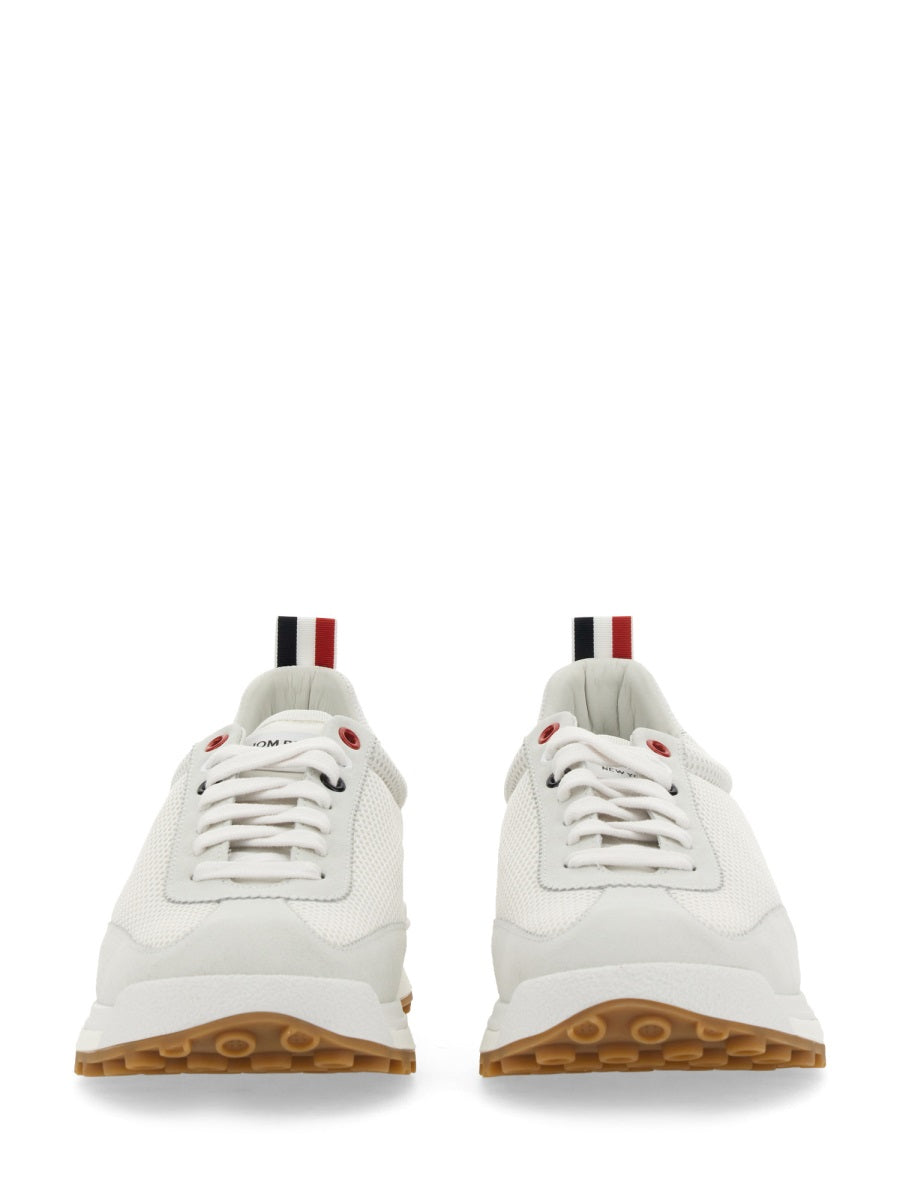 TECH RUNNER SNEAKER