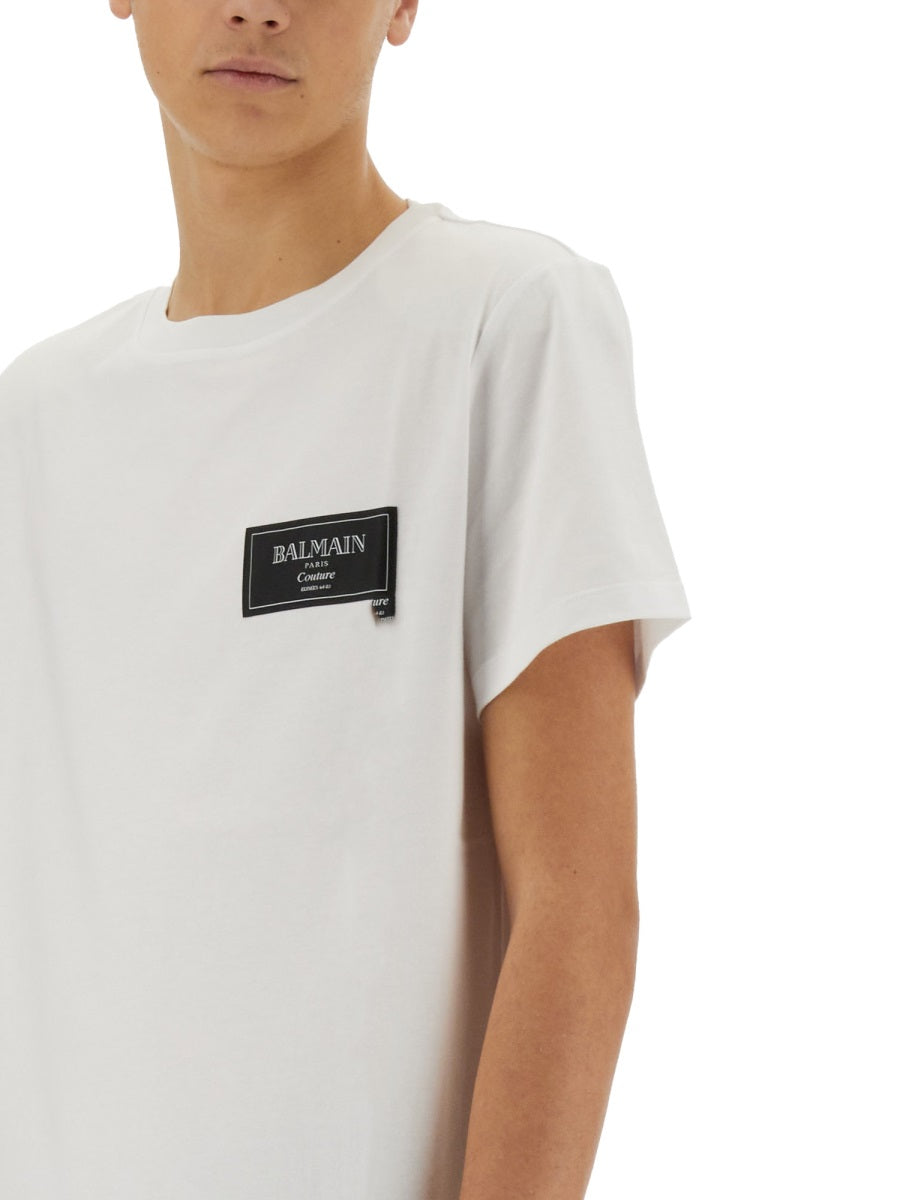 T-SHIRT WITH LOGO