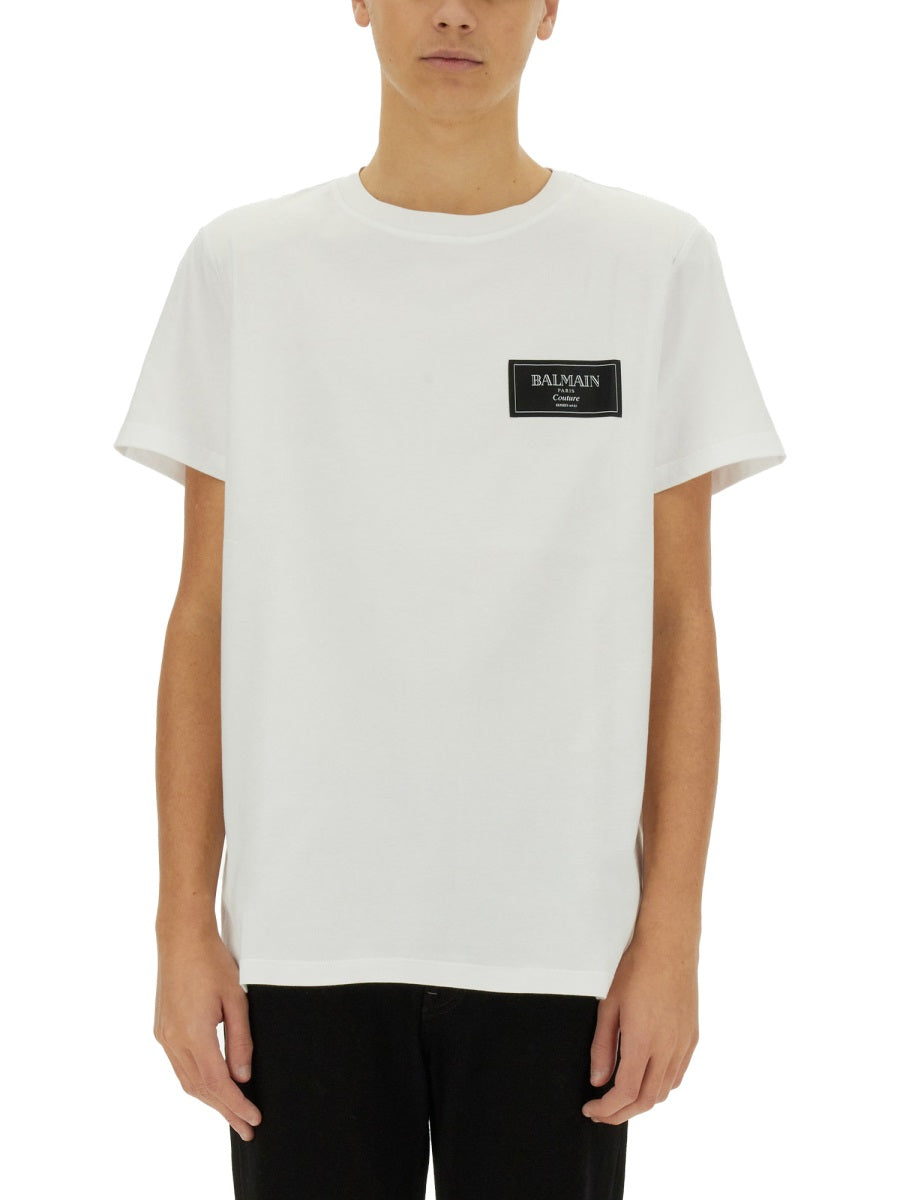 T-SHIRT WITH LOGO