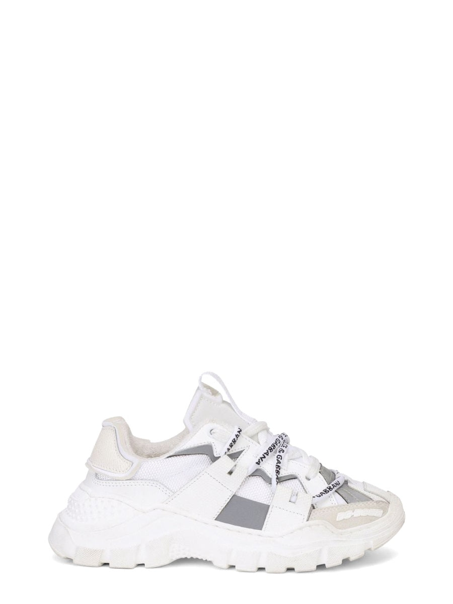 LOW LACE-UP SNEAKER