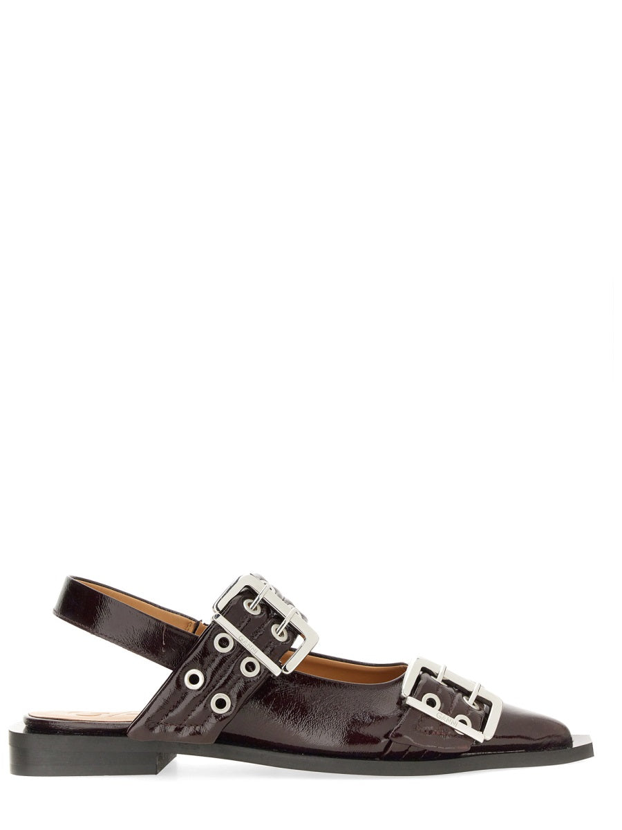 BALLERINA WITH BUCKLE