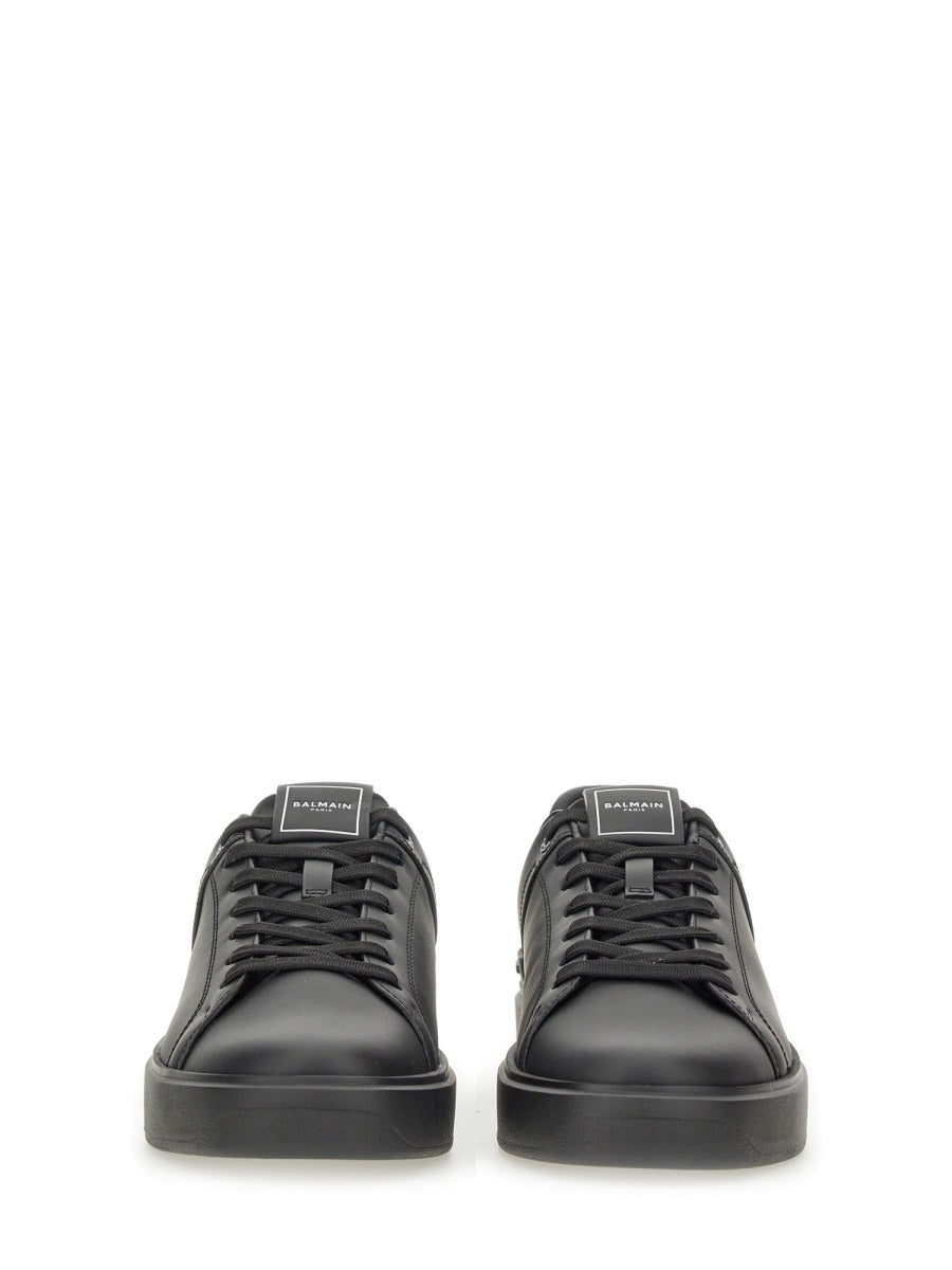 "B-COURT" SNEAKER
