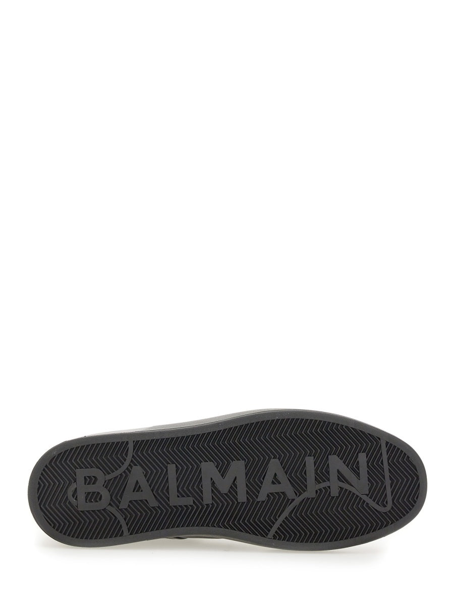 "B-COURT" SNEAKER