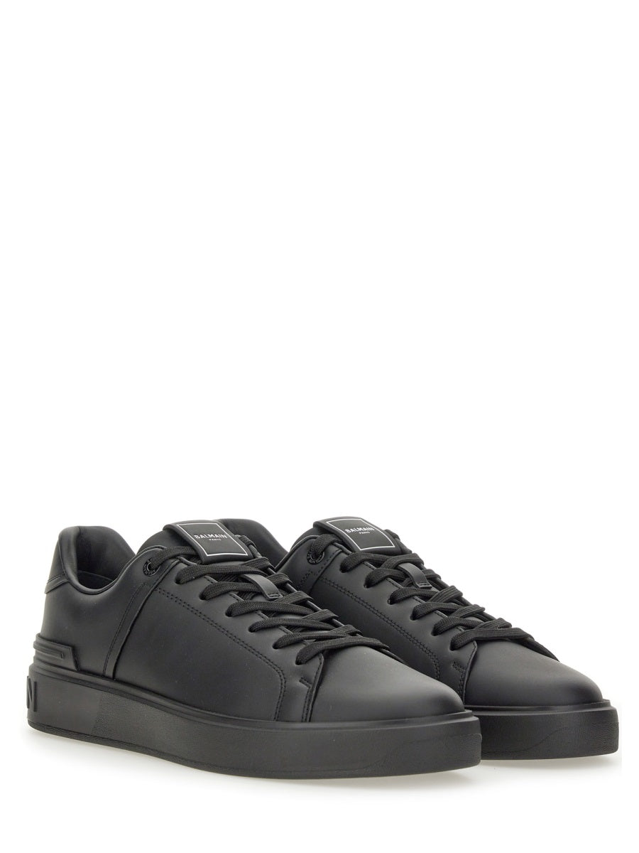 "B-COURT" SNEAKER