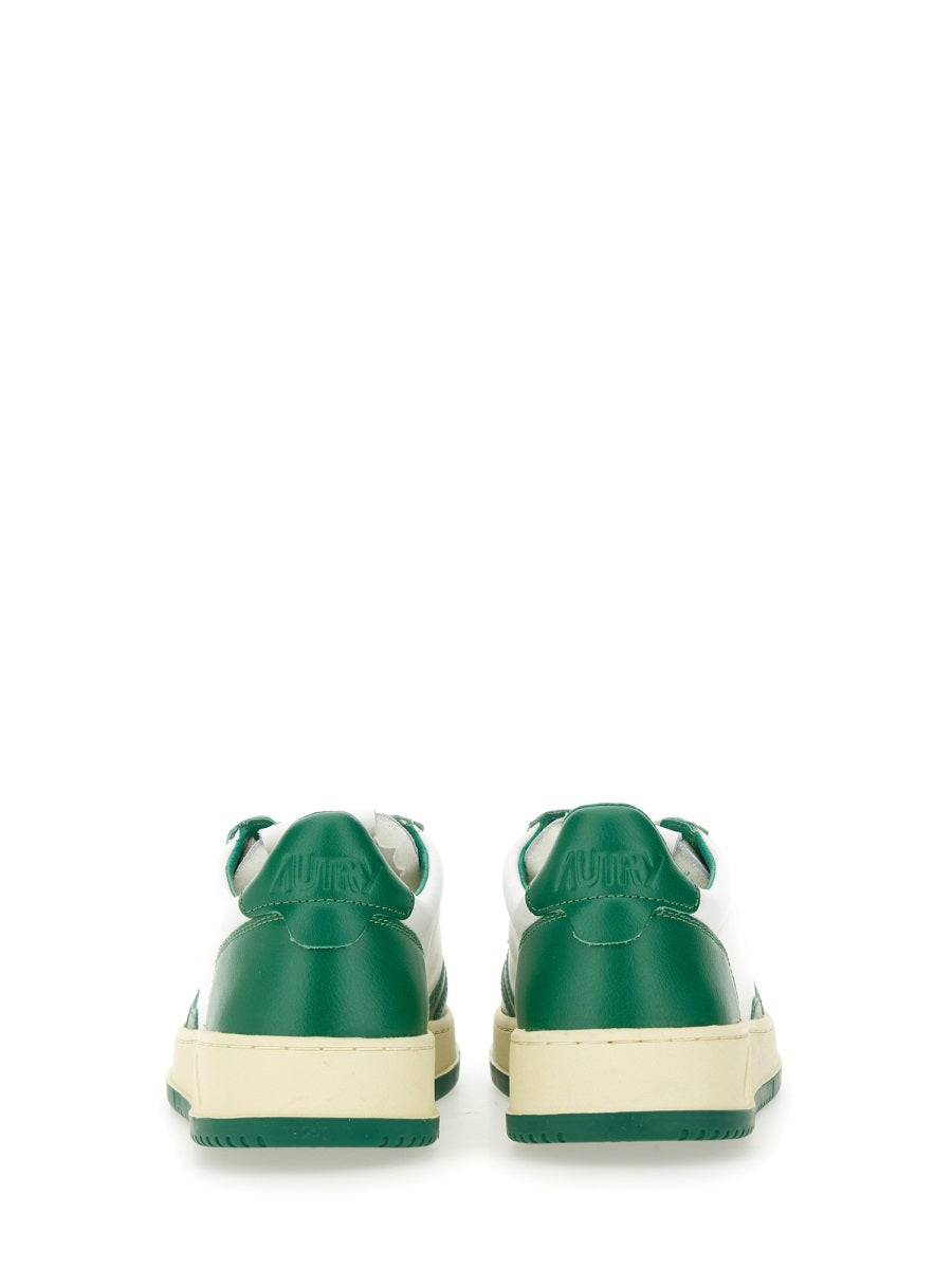 MEDALIST LOW SNEAKER