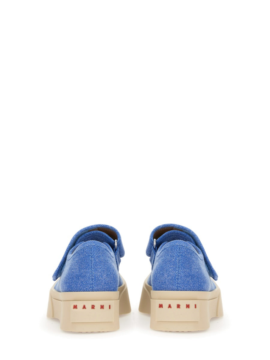 MARY JANE SNEAKER