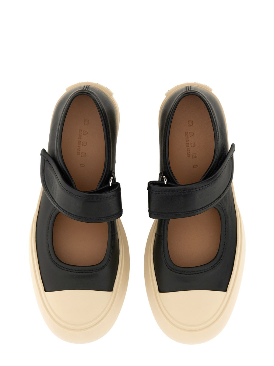 MARY JANE SNEAKER