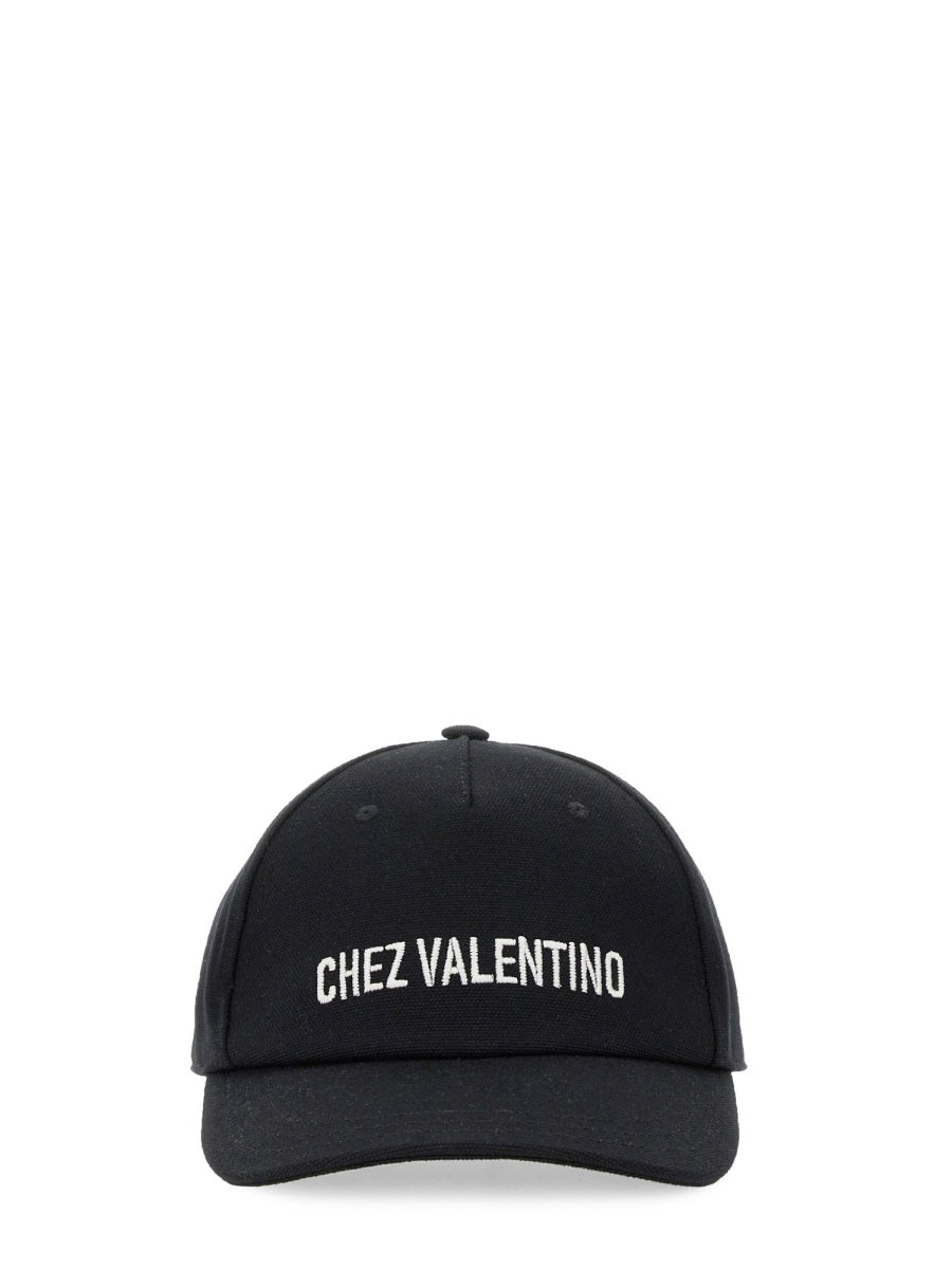 BASEBALL CAP WITH EMBROIDERY
