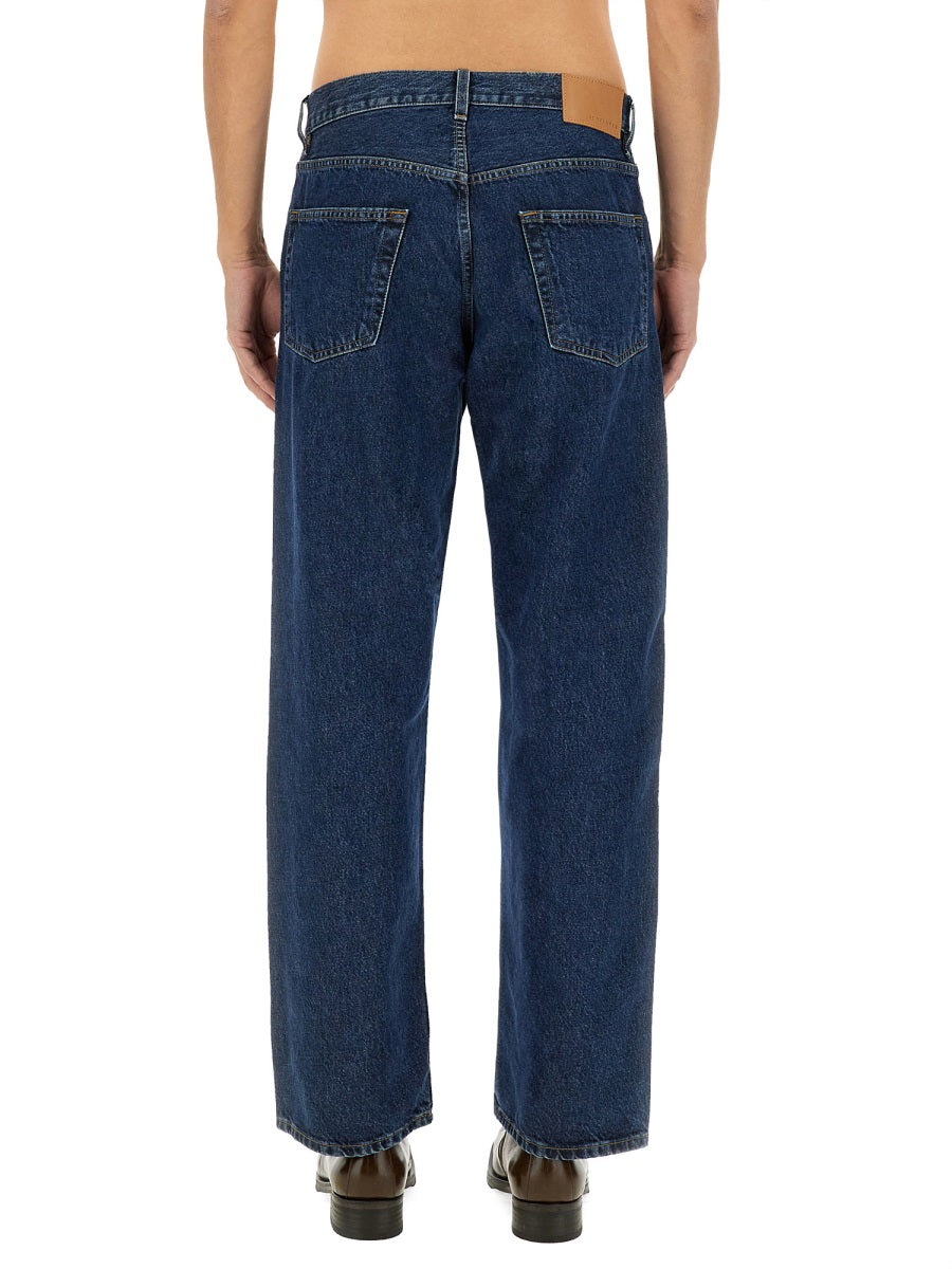 LOOSE FIT JEANS