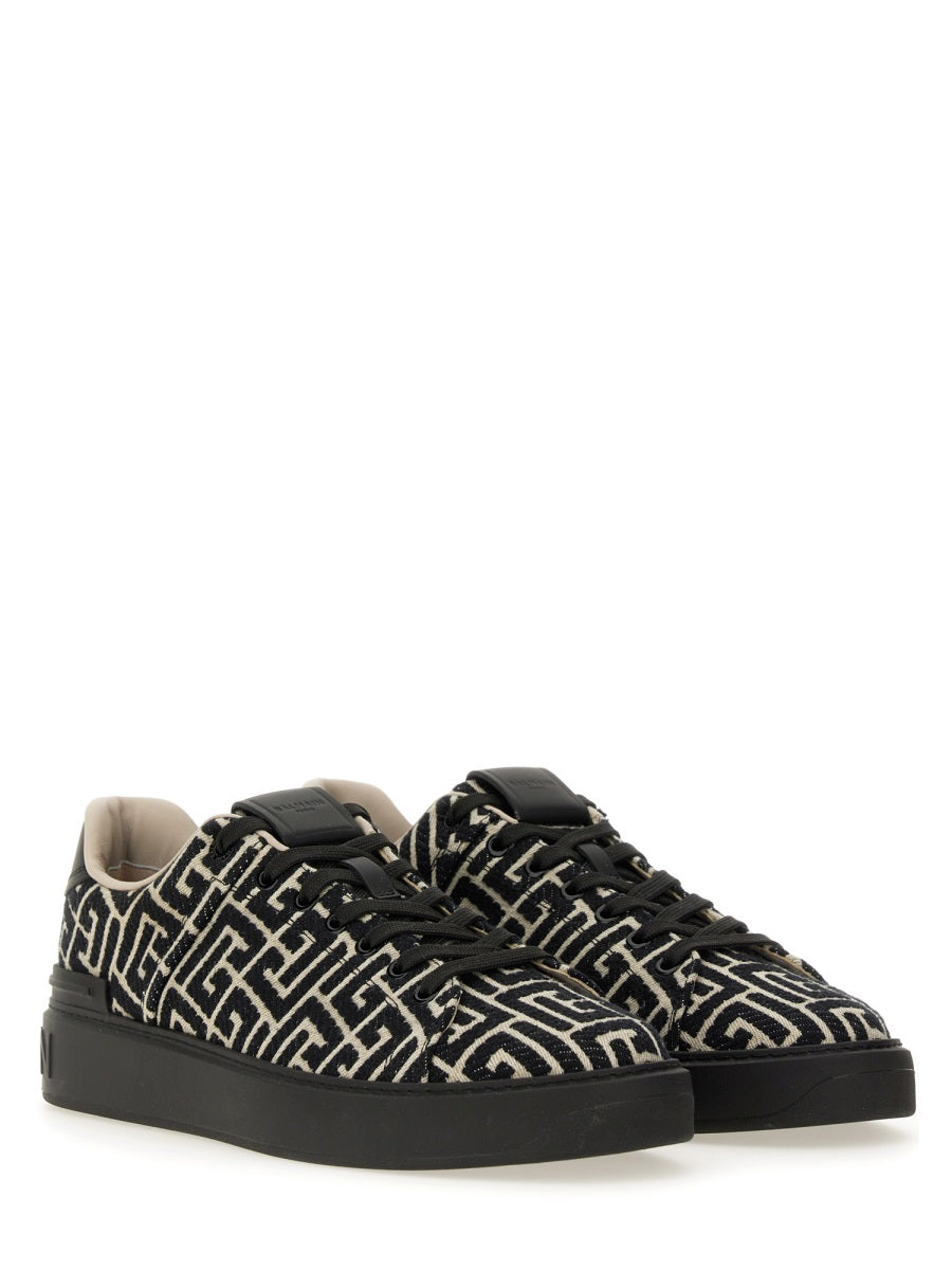 "B-COURT" SNEAKER