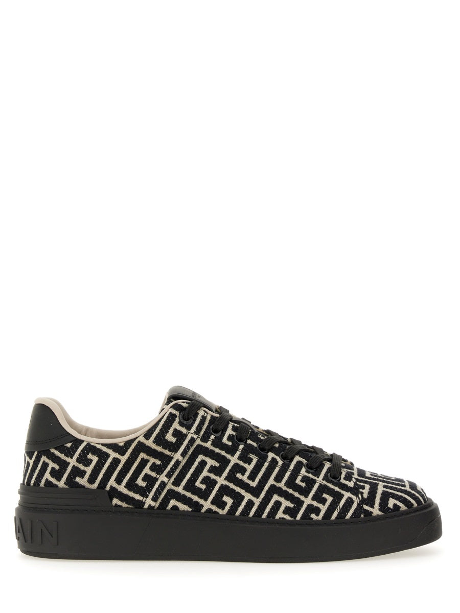 "B-COURT" SNEAKER