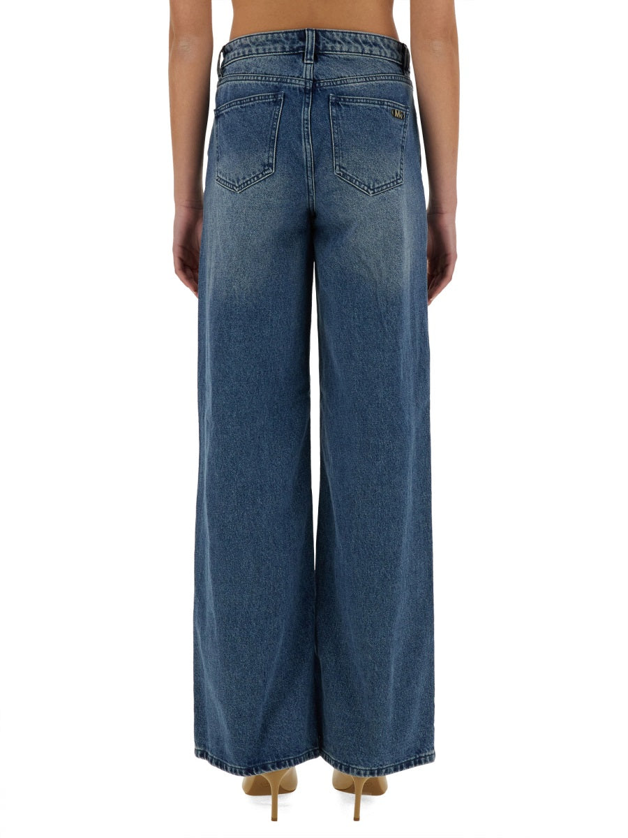 STRAIGHT LEG JEANS