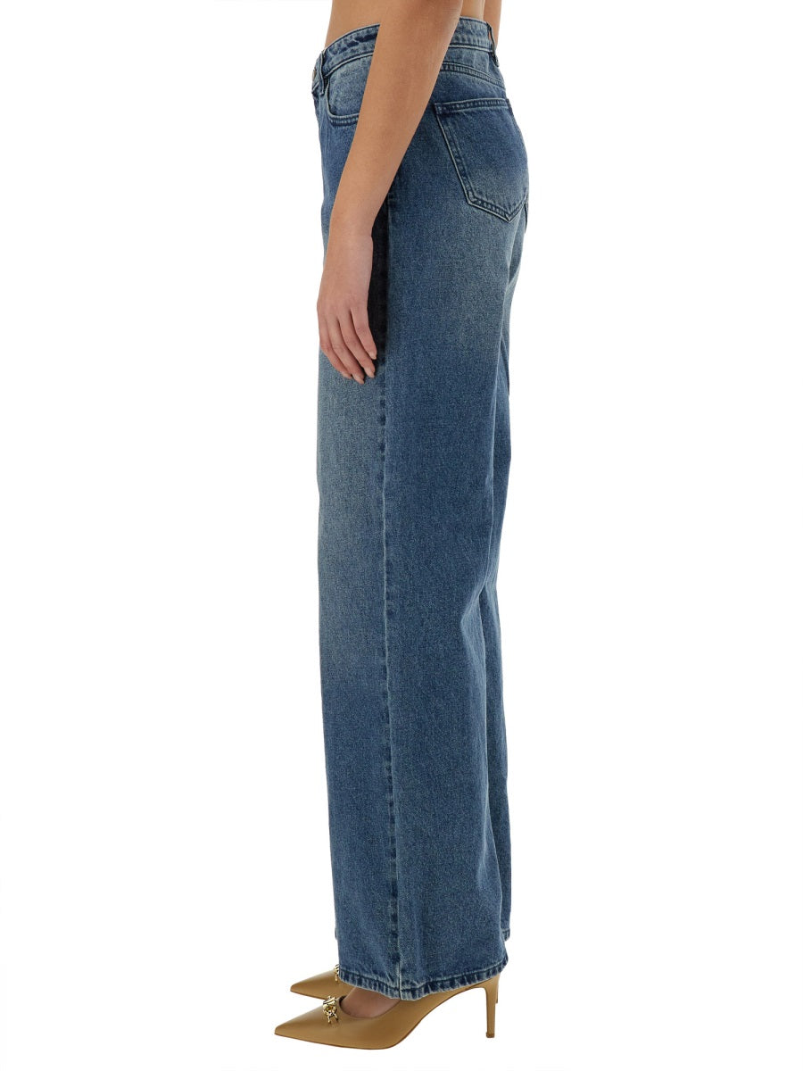 STRAIGHT LEG JEANS