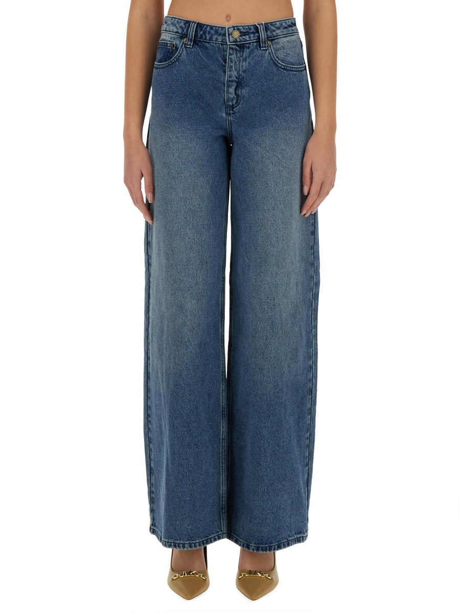 STRAIGHT LEG JEANS
