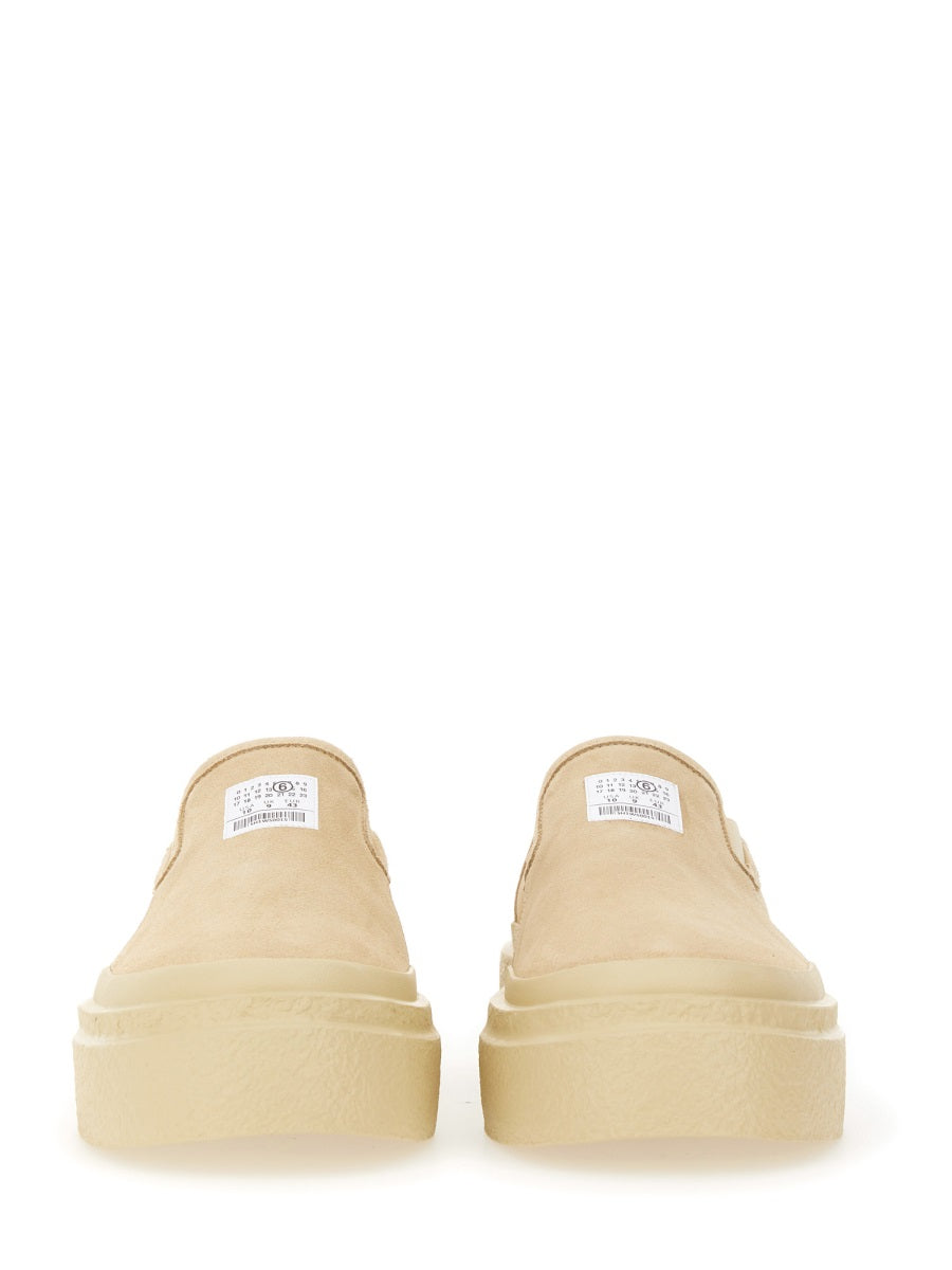 LEATHER SNEAKER
