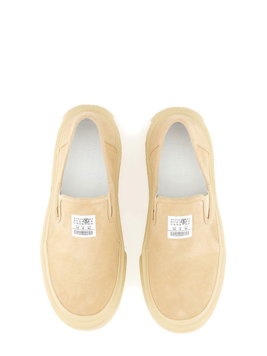 LEATHER SNEAKER