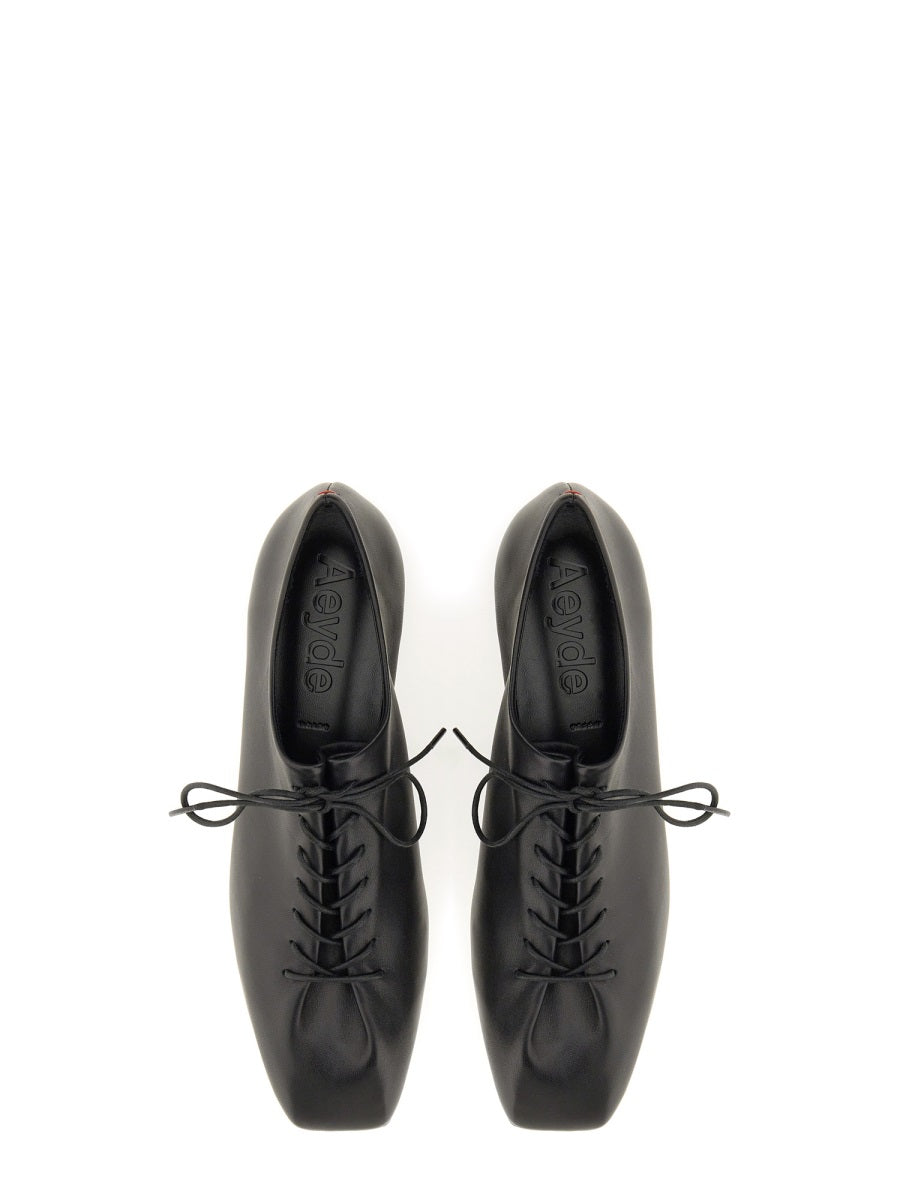 LACE-UP SHOE "ISLA"